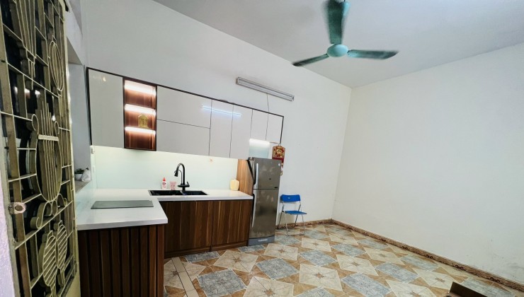 CHO THUÊ NHÀ KINH DOANH PHỐ ĐẠI LA 4 TẦNG, 30M2, 2 NGỦ, 3 WC, 10 TRIỆU - NGÕ Ô TÔ